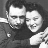 Марк Лисянский и Антонина Копорулина. Вальденбург. 1946 год.Фото из книги Б.Арова Чистые струны Марка Лисянского