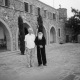 2002 г. Кипр. Монастырь Ставровуни с иконописцем Каллиникосом