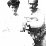 Дочь Н. Н. Аркаса – Ксения (Оксана) с мужем, пианистом В. А. Шестериковым 