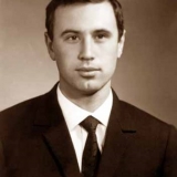 Валерий Бабич - автор книги Наши авианосцы - 1967 год